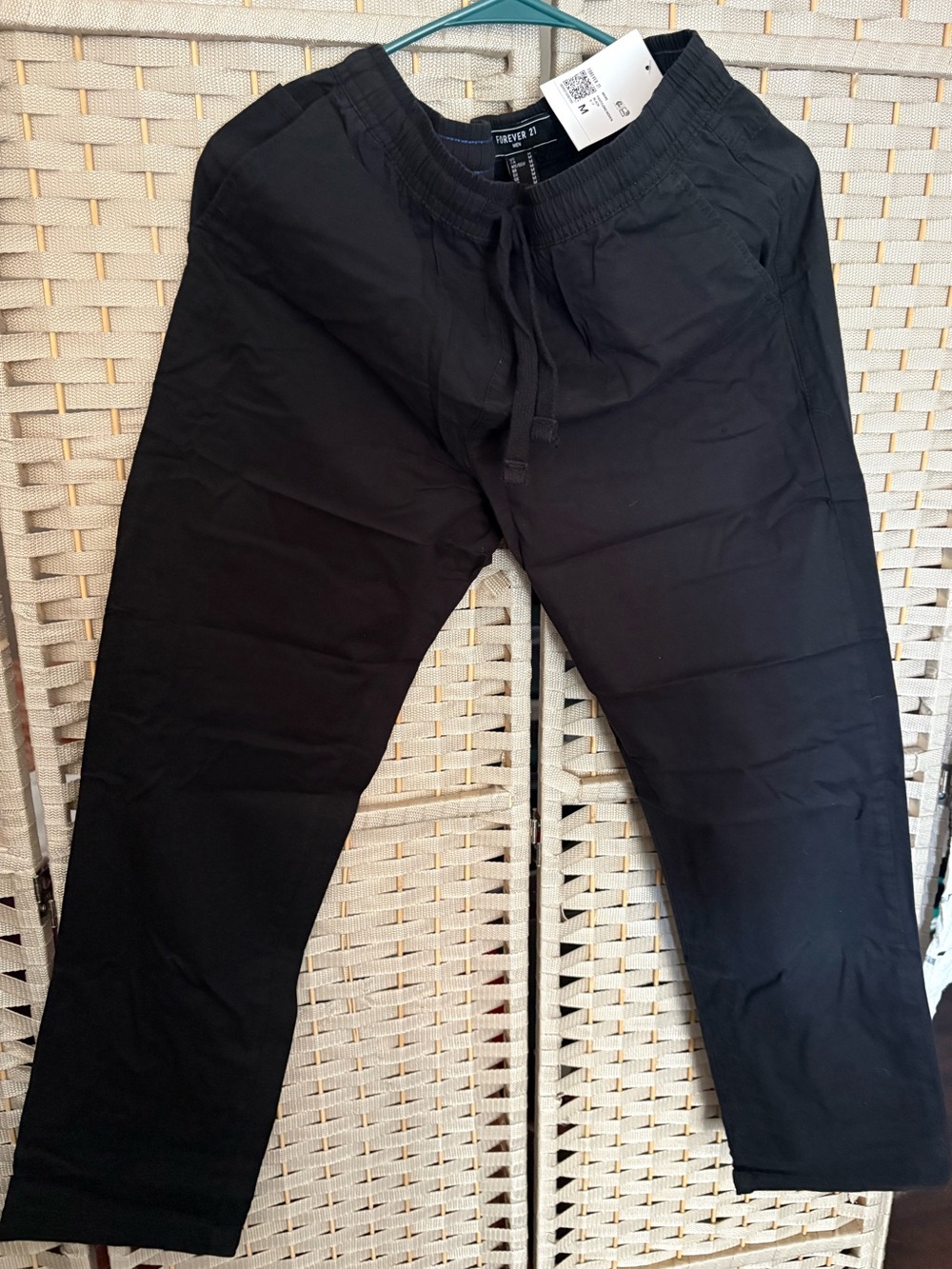 Forever 21 Men's Black Drawstring Joggers